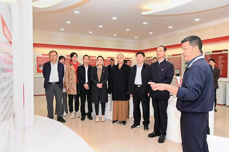 福建省人大常委會黨組書記、副主任雷春美和全國人大代表到順昌虹潤等地調(diào)研